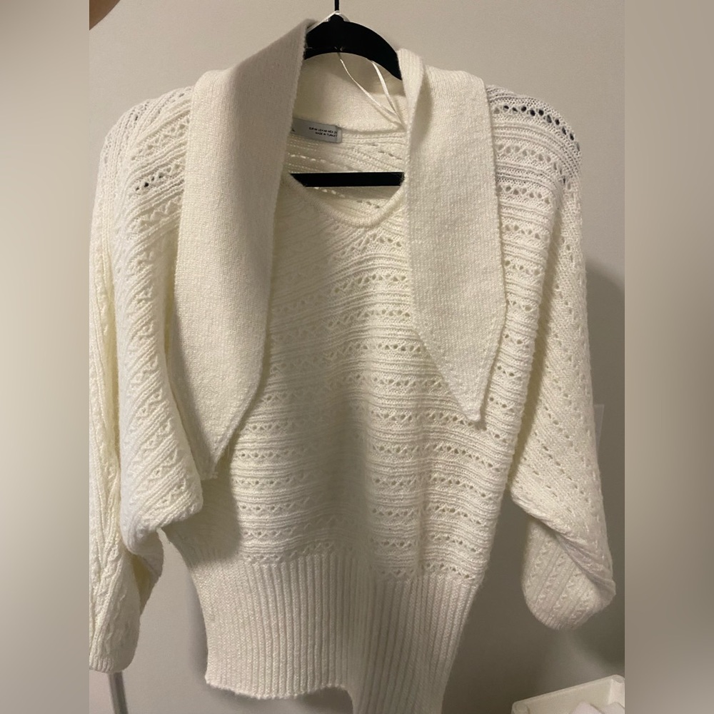 ZARA Bow Collar White Knit Sweater size Medium